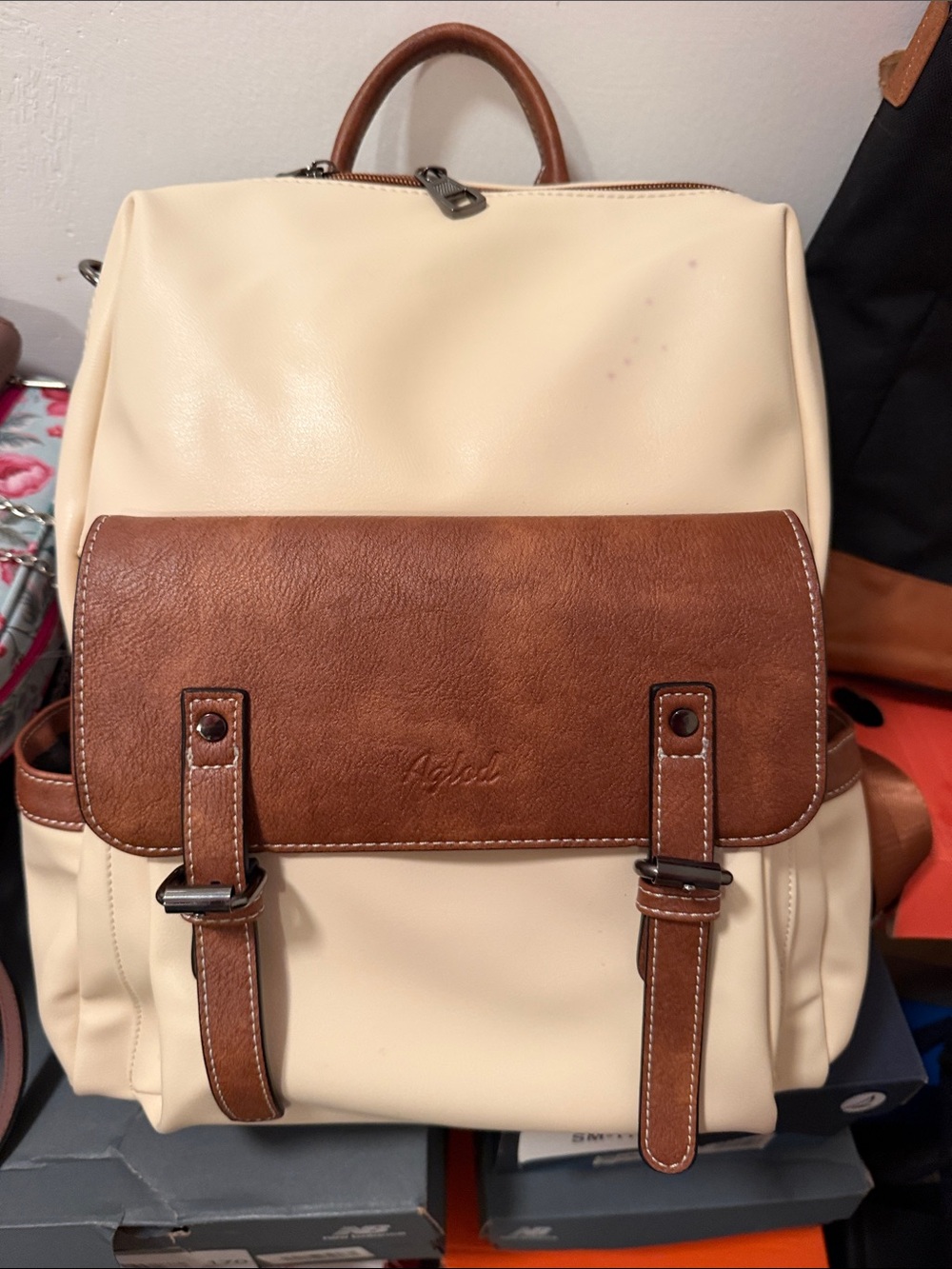 Aglad Backpack